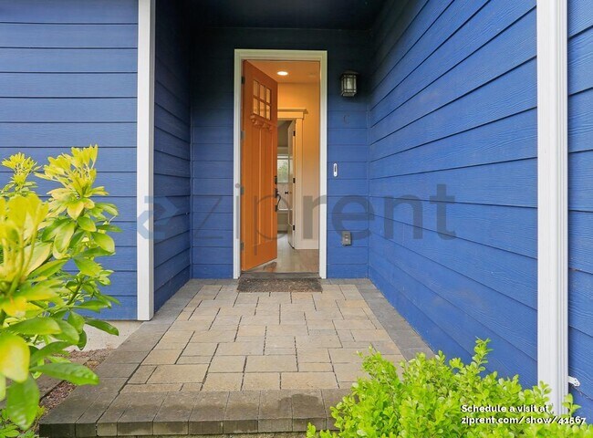 7423 132nd Ave NE in Kirkland, WA - Building Photo - Building Photo