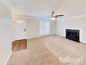 1007 Golf View Way in Spring Hill, TN - Foto de edificio - Building Photo