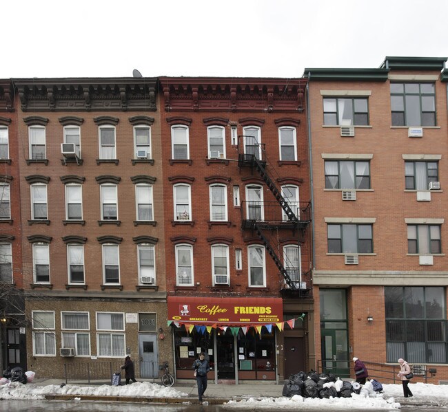 1035 Manhattan Ave in Brooklyn, NY - Building Photo - Building Photo