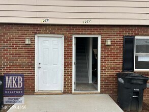 1231-1231-Ruddell Ruddell Rd in Vinton, VA - Building Photo - Building Photo