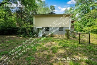 2590 Clayton St in Birmingham, AL - Building Photo - Building Photo