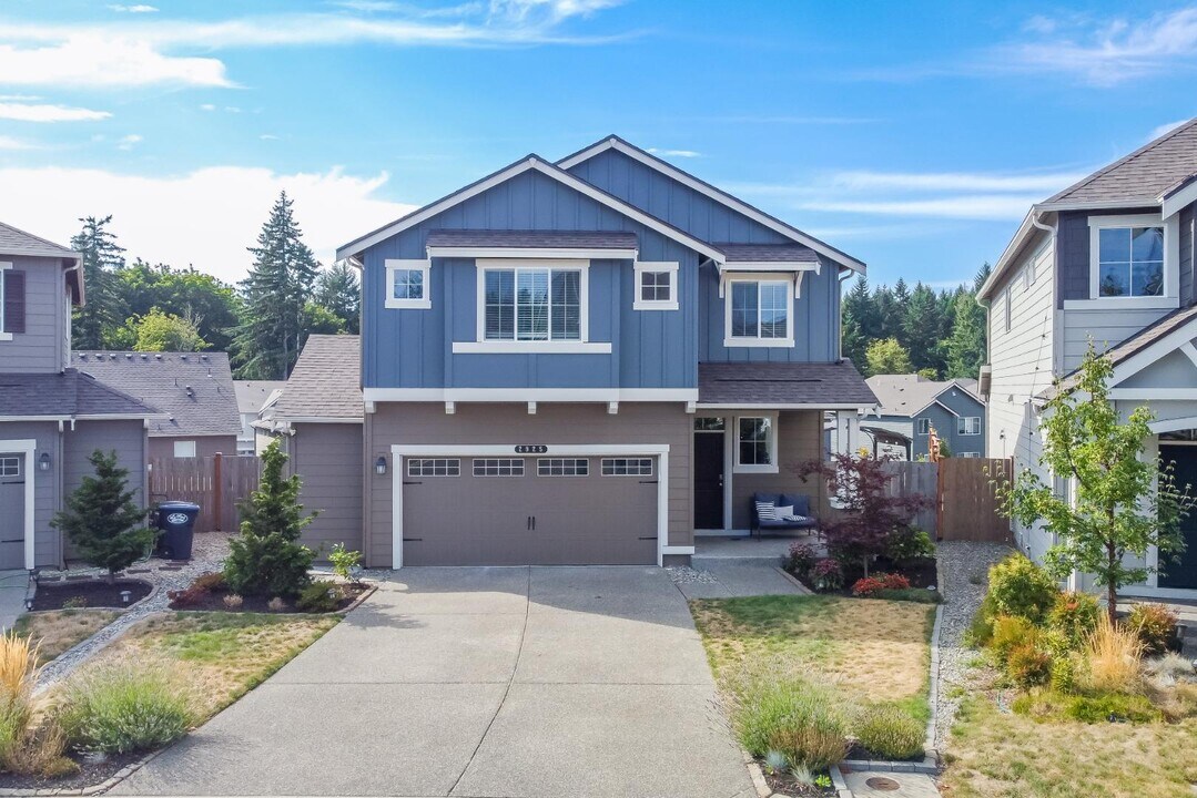 2925 Cassius St NE in Lacey, WA - Building Photo