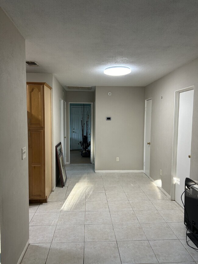 4905 Union St N in St. Petersburg, FL - Building Photo - Building Photo