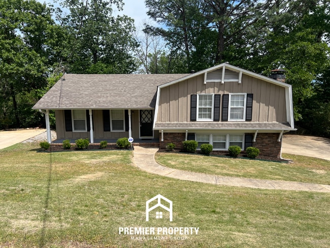 property at 2457 Jamestown Dr