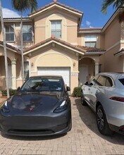 12471 SW 123rd St in Miami, FL - Building Photo - Building Photo