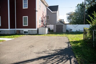 138 Putnam St in New Haven, CT - Building Photo - Building Photo