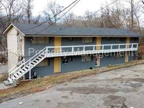 205 Valley View Ave-Unit -1 in Red Bank, TN - Building Photo - Building Photo