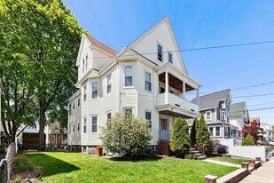 124 Grant in Medford, MA - Building Photo