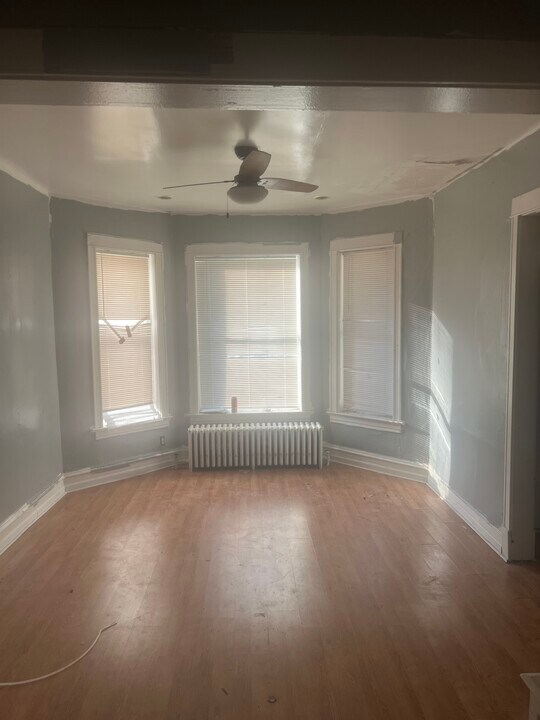 1901 S Millard Ave in Chicago, IL - Building Photo