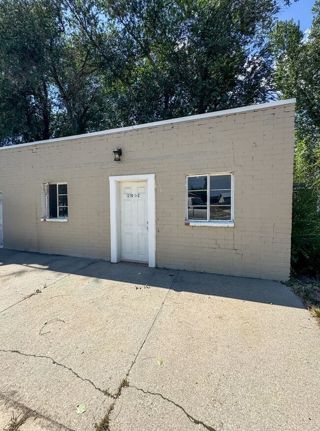 property at 1216 N Gould St