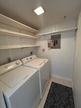 128 Friar Ln in Carrboro, NC - Building Photo - Building Photo