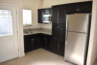 3785 De Soto Way in Merced, CA - Building Photo - Building Photo