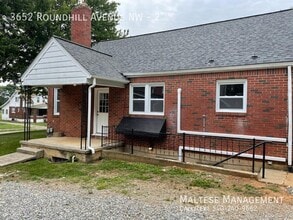 3652 Roundhill Ave NW in Roanoke, VA - Building Photo - Building Photo