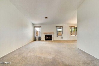 4057 E Wescott Dr in Phoenix, AZ - Building Photo - Building Photo