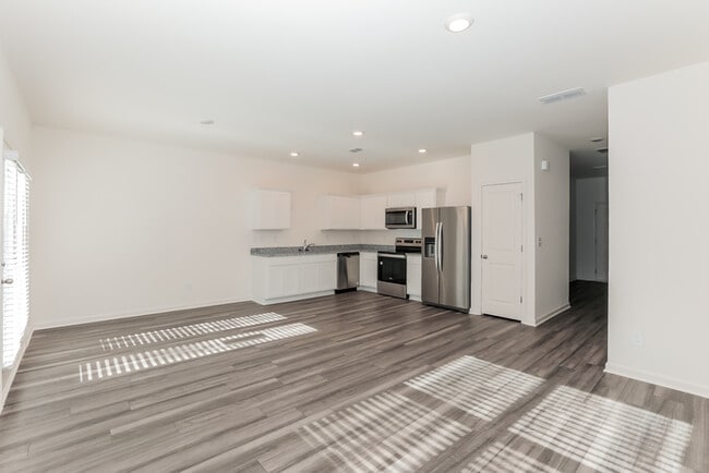 3592 Raven Wy in Atlanta, GA - Building Photo - Building Photo