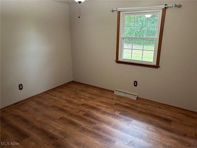 property at 5071 Echoglenn St NW