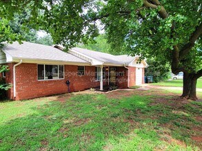 1817 Hardy Dr in Edmond, OK - Building Photo - Building Photo