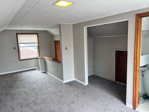 19989 Strathmoor St in Detroit, MI - Foto de edificio - Building Photo