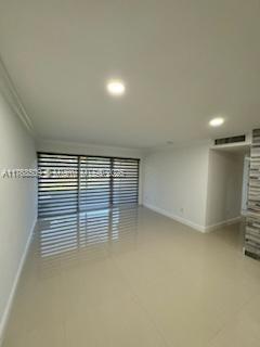 402 NW 87th Ave in Miami, FL - Building Photo - Building Photo