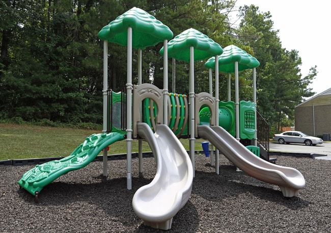 Vetra Forest Hills - Lexington Street in Durham, NC - Building Photo - Other