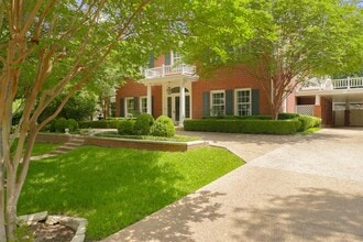 3001 Hillview Rd in Austin, TX - Building Photo - Building Photo