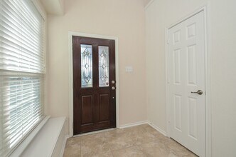 24542 Folkstone Cir in Katy, TX - Building Photo - Building Photo