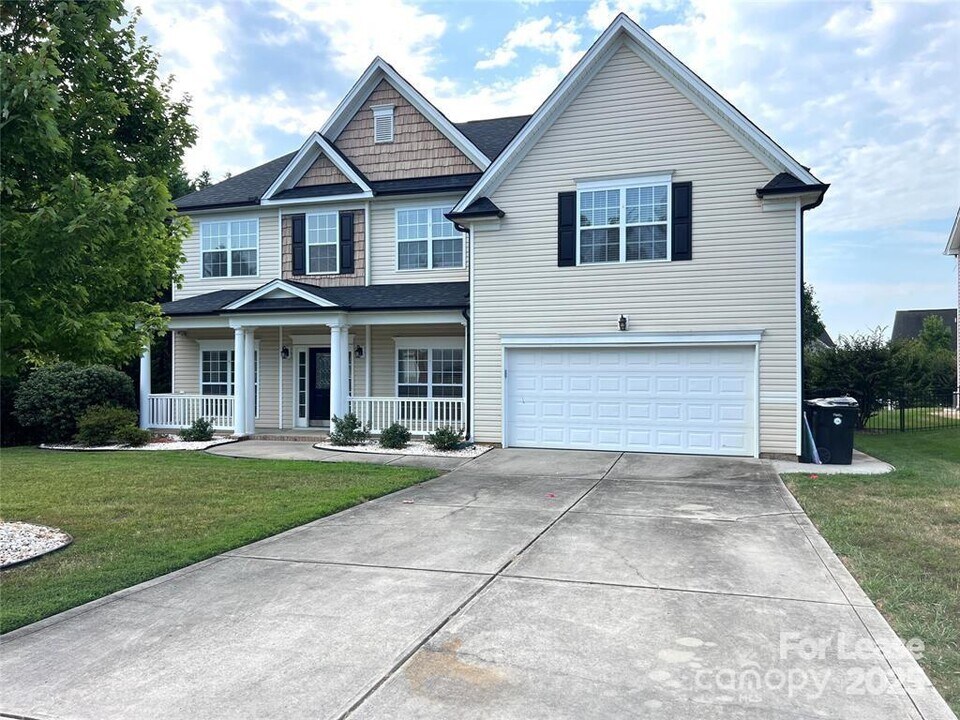 9539 Indian Beech Ave NW in Concord, NC - Building Photo