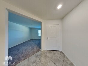 7829 S New Strike Way in Tucson, AZ - Building Photo - Building Photo