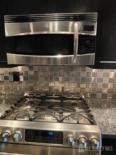 105 Thoreau Dr in Plainsboro, NJ - Building Photo - Building Photo