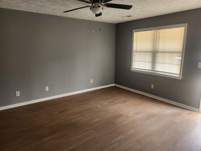 506 Johnson St in Bolivar, TN - Building Photo - Building Photo