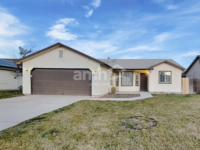 property at 4707 Oxbow Ave