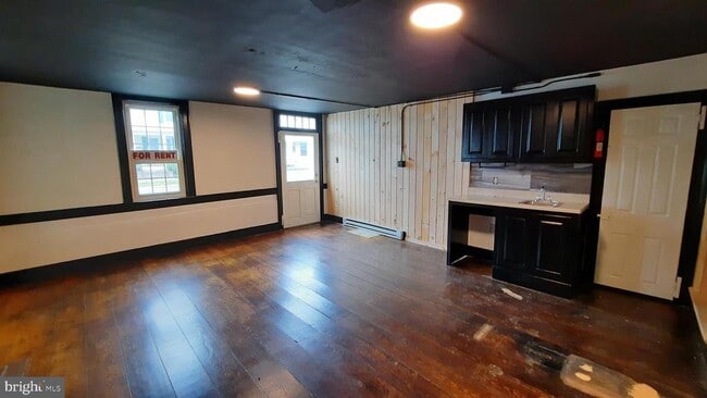 217 S Main St in Woodstock, VA - Building Photo - Building Photo