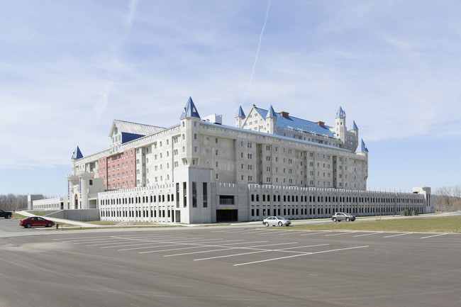 The Grand Castle Apartment Homes in Grandville, MI - Foto de edificio - Building Photo