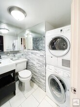 Leroy Street in New York, NY - Building Photo - Building Photo