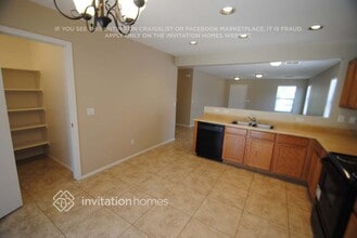 15429 W Cameron Dr in Surprise, AZ - Building Photo - Building Photo