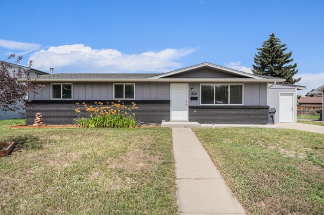 property at 1821 Diana Dr