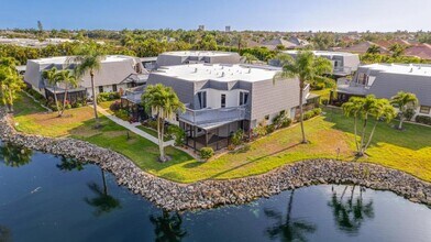 16171 Amberwood Lake Ct in Ft. Myers, FL - Building Photo - Building Photo