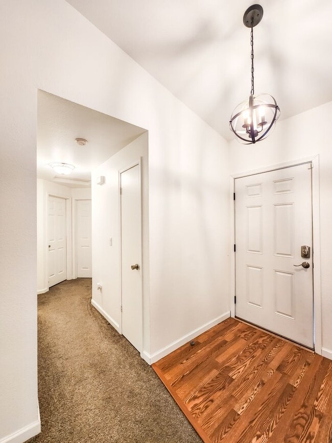 707 N Granite Ave in Granite Falls, WA - Building Photo - Building Photo