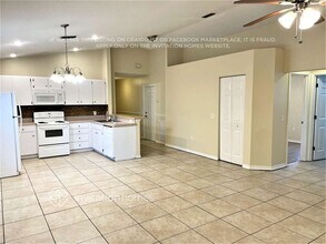 22205 Breaker Point Ln in Land O Lakes, FL - Building Photo - Building Photo