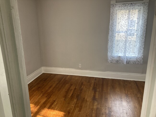 1604 3rd Ave in Council Bluffs, IA - Building Photo - Building Photo