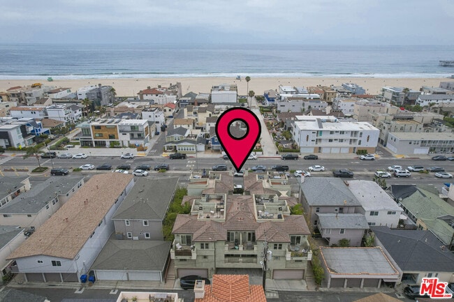 642 Hermosa Ave in Hermosa Beach, CA - Building Photo - Building Photo