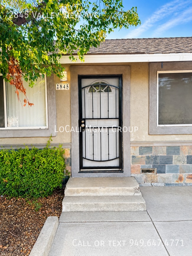 property at 2845 Valley View Ave