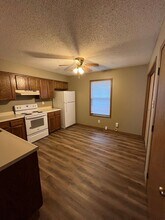 919 N Homewood Ave in Springfield, MO - Building Photo - Building Photo