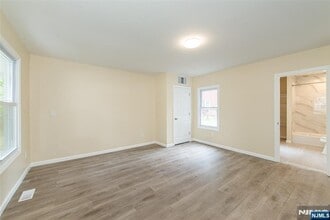 55 Lakeside Ave in Pompton Lakes, NJ - Building Photo - Building Photo