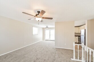 6815 Azalea Hill Cove in Memphis, TN - Foto de edificio - Building Photo