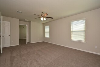 13327 Blair Gln in Houston, TX - Building Photo - Building Photo