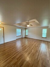 12 Valley View Dr E in Kimberling City, MO - Building Photo - Building Photo