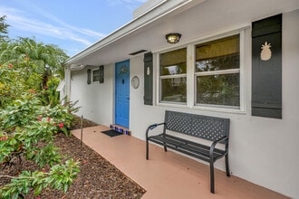 368 Beacon St in Jupiter, FL - Building Photo - Building Photo