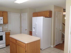 1009 Enderbury Dr in Indian Trail, NC - Building Photo - Building Photo