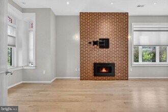 1620 15th St NW in Washington, DC - Foto de edificio - Building Photo